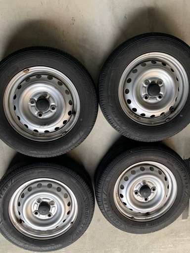 商談中　155-70r13スチールホイール
