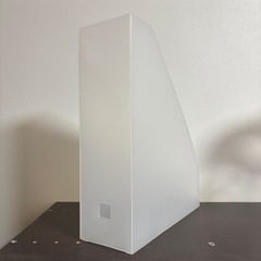 透明な書類整理ボックスファイルの画像