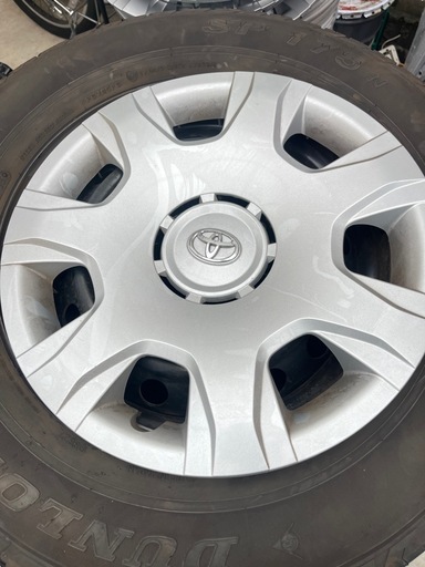 トヨタ純正＃200ハイエース鉄25年製195/80R15 107/105LT