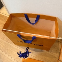 ルイヴィトン　　空箱　紙袋　まとめ売りの画像
