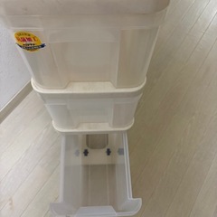 収納ボックスの画像