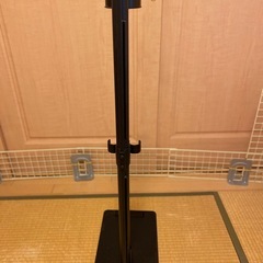 日立コードレス掃除機スタンドの画像