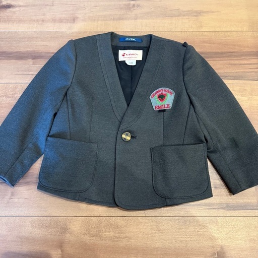 園制服