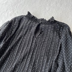 DRESKIP プリーツブラウスの画像