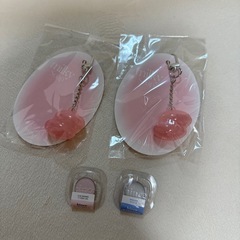 新品未使用　hince ミニボールキーリング デューイーボール　2個セットの画像