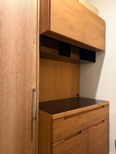 unicoウニコWYTHEキッチンボード食器棚 (asahi) 青山一丁目の収納家具