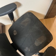 【無料/明日まで削除】仕事チェア/エルゴノミクスチェア　引き取り限定の画像