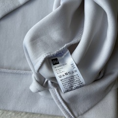 GU 半袖Tシャツの画像