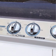 ２層式洗濯機の画像