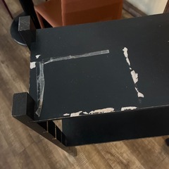 木製黒棚の画像