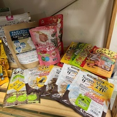 うさぎさん牧草　お菓子
大量の画像