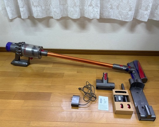 ダイソン v10 fluffy（SV12）