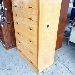 中古の収納タンスになります、の画像