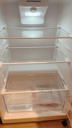 美品(使用回数:3回) 182ℓ冷蔵庫+7㌔洗濯機 