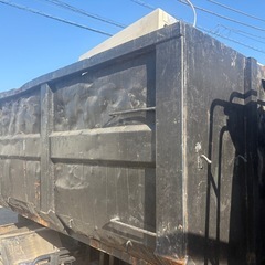 アームロールコンテナ8立米強化コンテナの画像