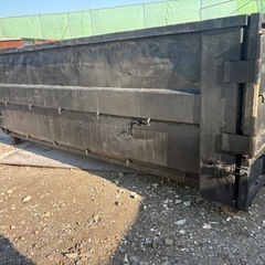 アームロールコンテナ8立米の画像