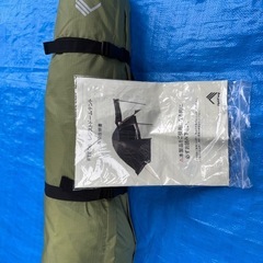 タープテント？　テント　キャンプ用品の画像