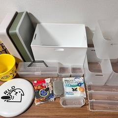 中古の収納用品、日用品のまとめで送るの画像