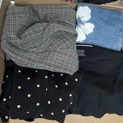 女の子　衣類　雑貨等の画像