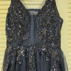 シックなブラックドレスです♪の画像