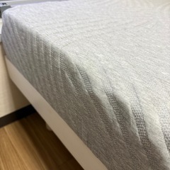 ダブルベット +マットレス
の画像