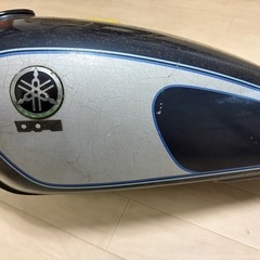 yamaha　sr400 ガソリンタンクの画像