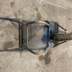 一輪車　手押し車　の画像