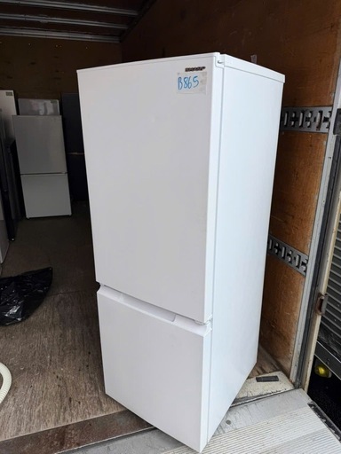 NO B865?福岡市内配送設置無料✨?冷蔵庫 マットホワイト SJ-D18K-W [幅49.5cm /179L /2ドア /右開き/
