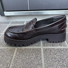 【2回のみ着用】ZARA ザラ トラックソール ローファー ブラウン サイズ36 布袋付きの画像