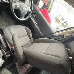 【車名：マツダ プレマシー】車検R9年1月まで！7人乗りでファミリーに最適の画像