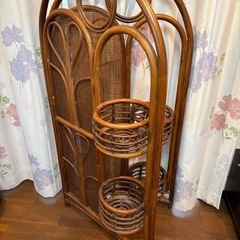 昭和レトロ鉢植え置付ラタン間仕切り
の画像