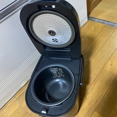  IRIS OHYAMA炊飯器 3合 ブラック BLRC-IE30-B の画像