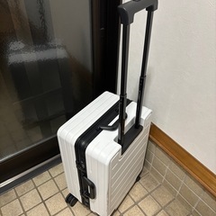キャリーケースの画像
