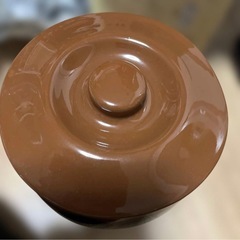 新品未使用　陶器製　ブラウン保存容器 蓋付き 漬物　味噌　２号の画像