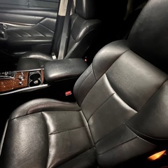 NISSAN FUGAハイブリッド車 の画像