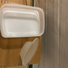 タッパウェア&プラスチック容器セットの画像
