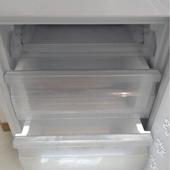 冷蔵庫Haier の画像