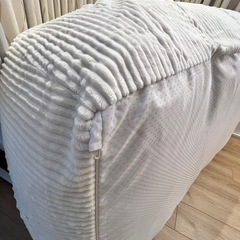 ▪️LOOSY 2人掛けビーズソファ Ivoryの画像