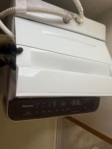 Panasonic 洗濯機7kg NA-F70PB13ホース付き