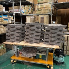 フロアマットの画像