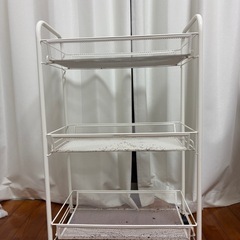 IKEA ホールナヴァン　キャスター付きワゴンの画像