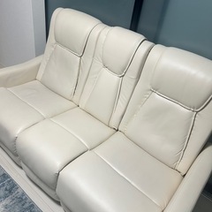 自動昇降次の電動ソファーの画像