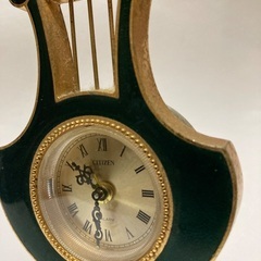 時計、レトロ、ディスプレイの画像