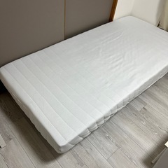 脚付きマットレス シングルの画像
