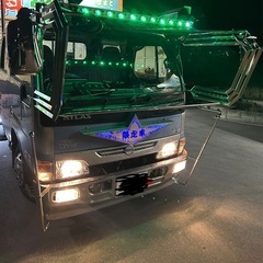 コンボイミラー？　デコトラ4t2tの画像