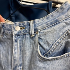 ストレートワイドデニムの画像