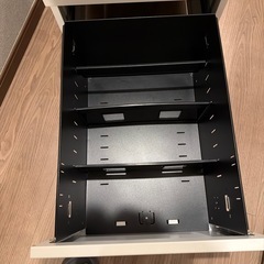 デスク収納の画像