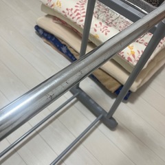 ハンガーラックの画像