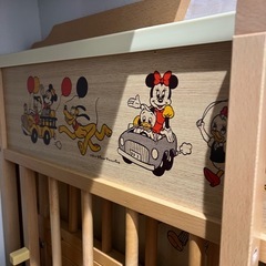 ベビーベッド　　　標準サイズ　ディズニーの画像