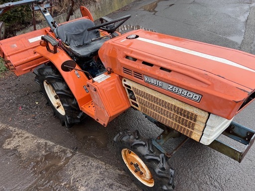 クボタ　　トラクター　ZB1400 